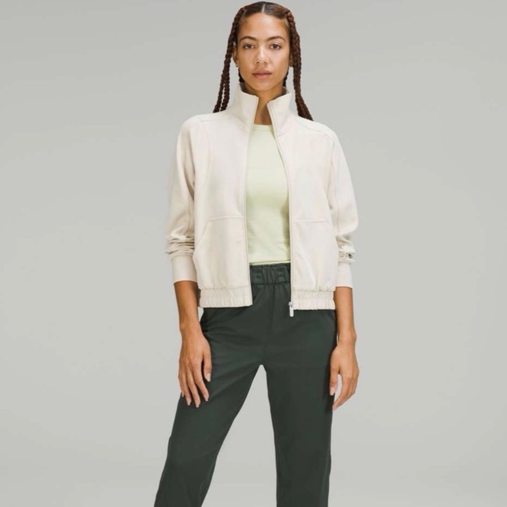 Lululemon Softstreme zip up jacket